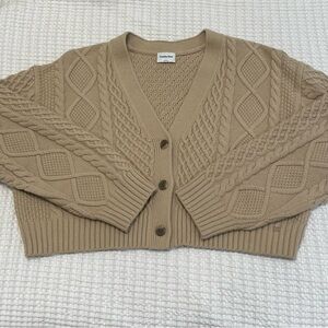 Aritzia Sunday Best Cropped
Wool Cardigan - L